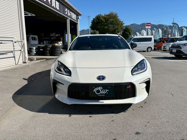 TOYOTA GR86 2022