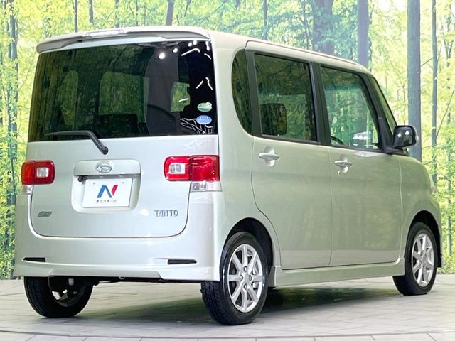 DAIHATSU TANTO 2012