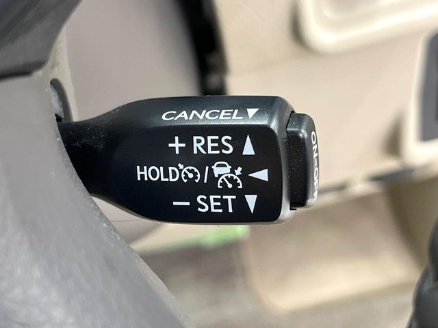 TOYOTA LANDCRUISER PRADO 2023