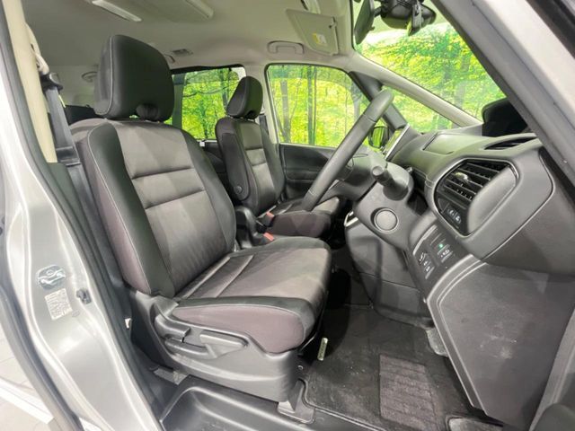 NISSAN SERENA  S-HYBRID 4WD 2017