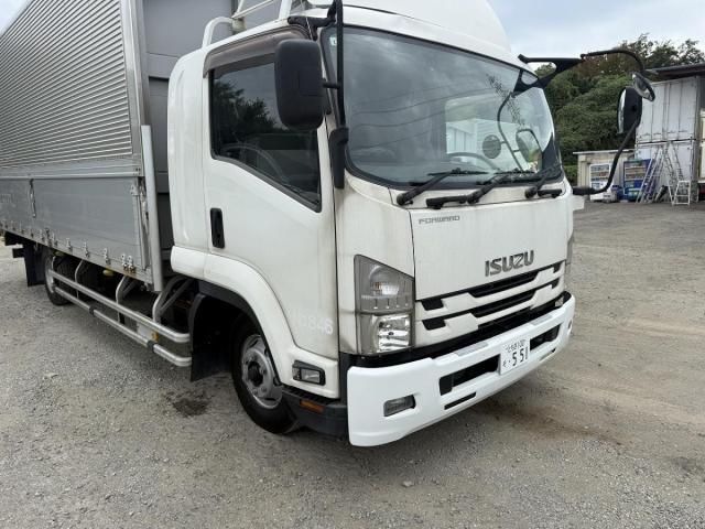 ISUZU FORWARD 2016