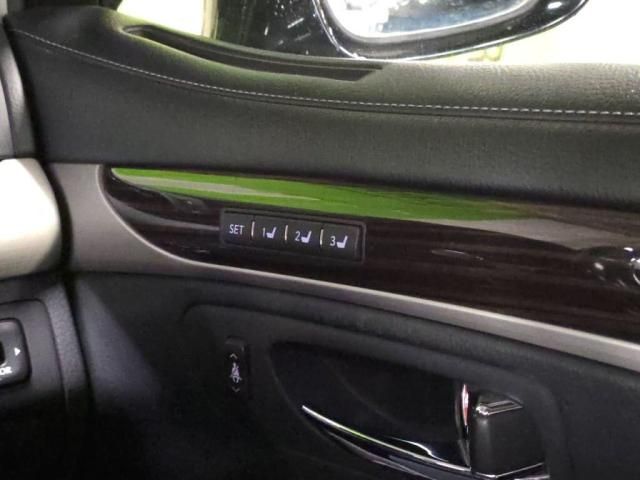 TOYOTA LEXUS LS460 2016