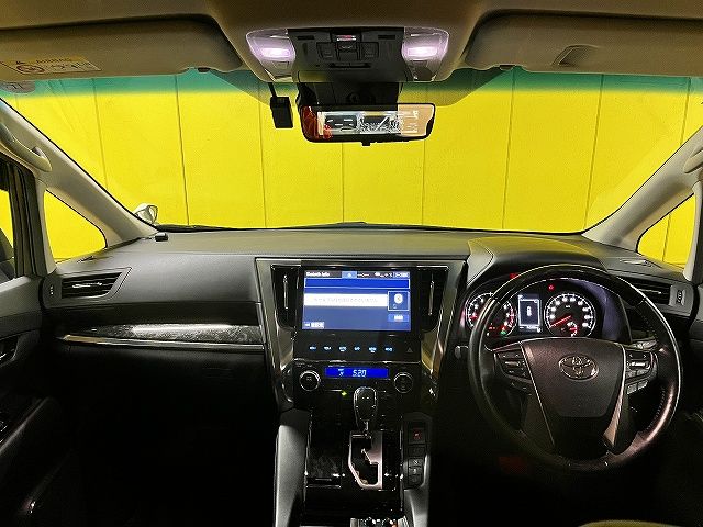 TOYOTA VELLFIRE 4WD 2018