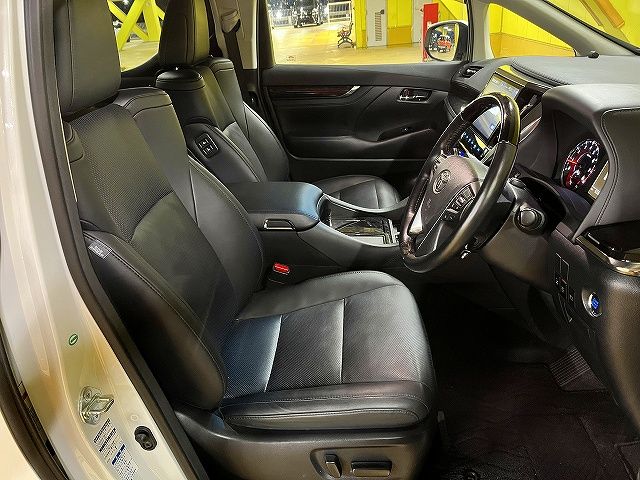 TOYOTA VELLFIRE 4WD 2018