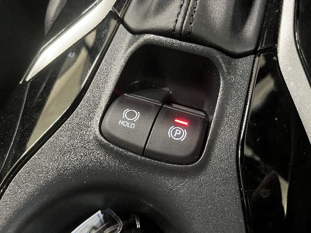 TOYOTA COROLLA CROSS HYBRID 2024