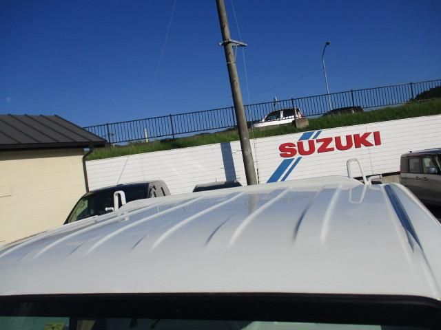 SUZUKI CARRY truck 4WD 2000