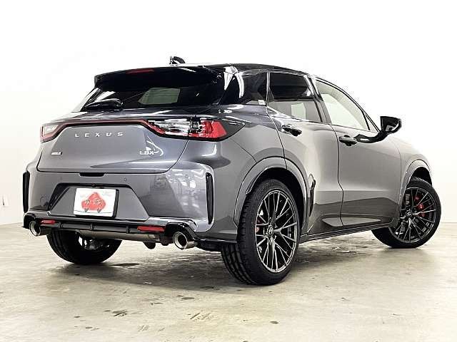 TOYOTA LEXUS LBX 2025