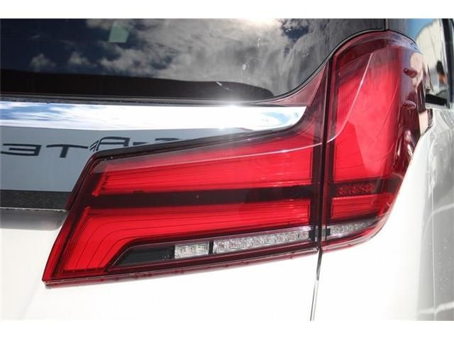 TOYOTA ALPHARD hybrid 4WD 2019