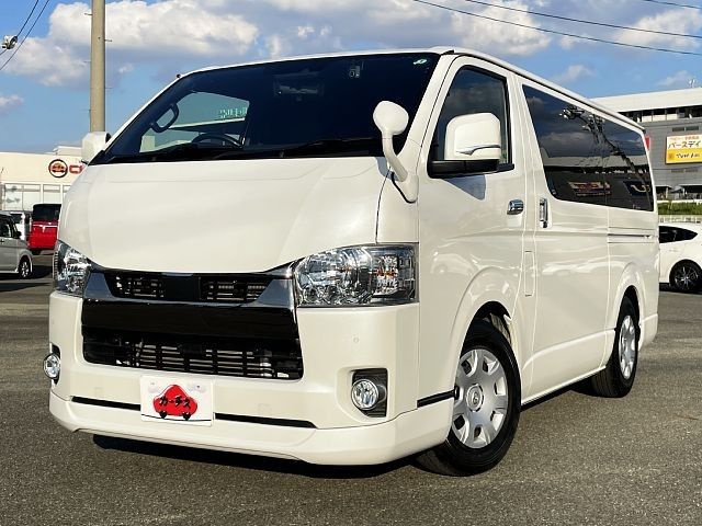 TOYOTA HIACE van 4WD 2022