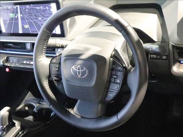 TOYOTA PRIUS 2024