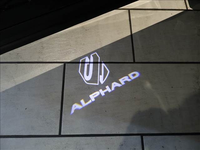 TOYOTA ALPHARD hybrid 2024