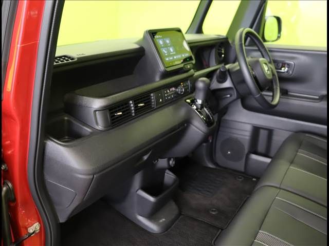 HONDA N BOX CUSTOM 2024