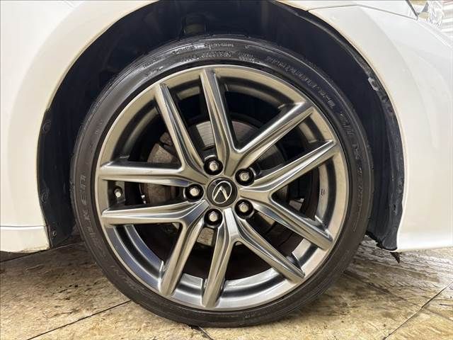 TOYOTA LEXUS IS300h 2013