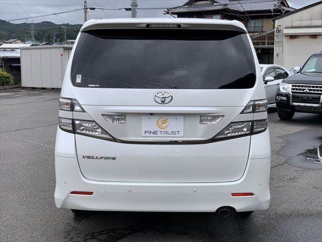 TOYOTA VELLFIRE 2009