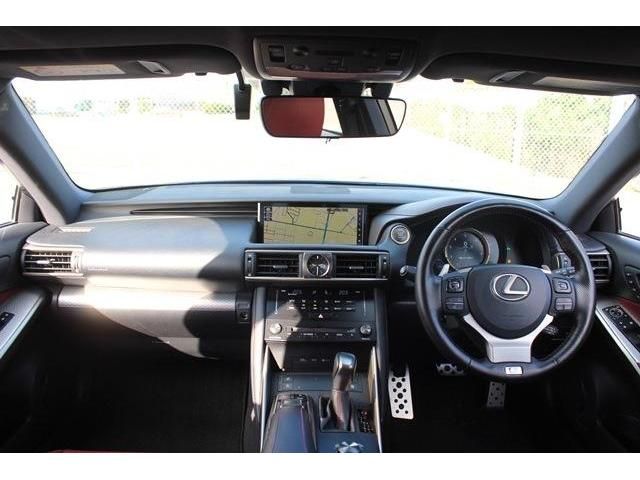 TOYOTA LEXUS IS200t 2016