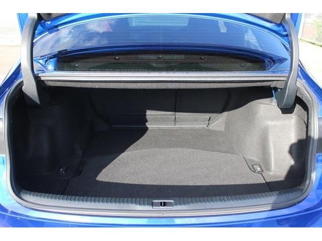 TOYOTA LEXUS IS200t 2016