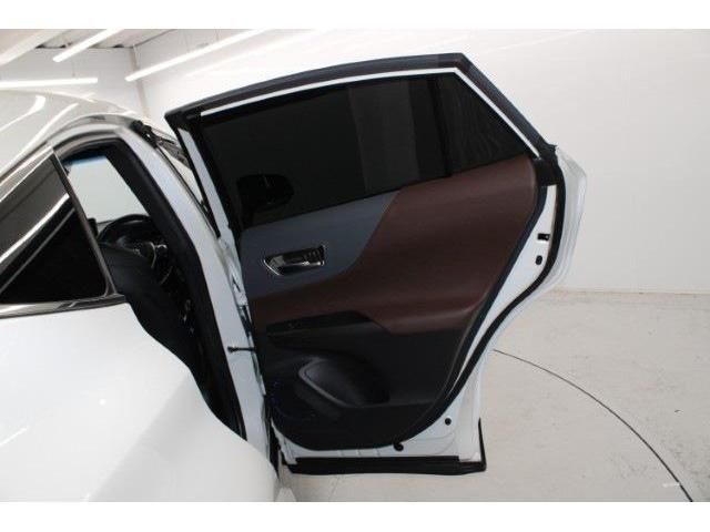 TOYOTA HARRIER HYBRID 2020