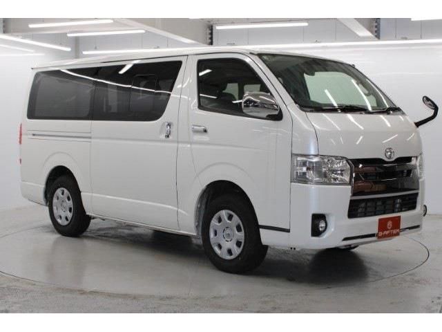 TOYOTA HIACE van 2WD 2018