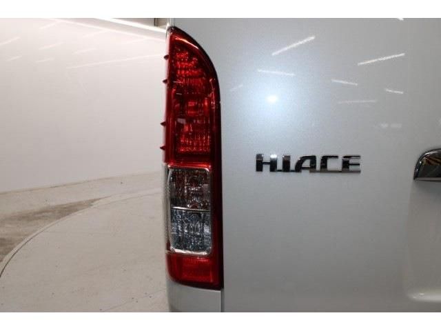 TOYOTA HIACE van 2WD 2018