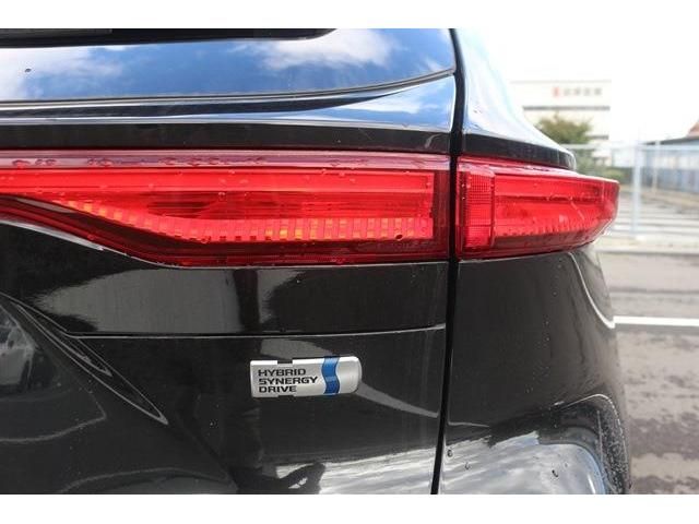 TOYOTA HARRIER HYBRID 2023