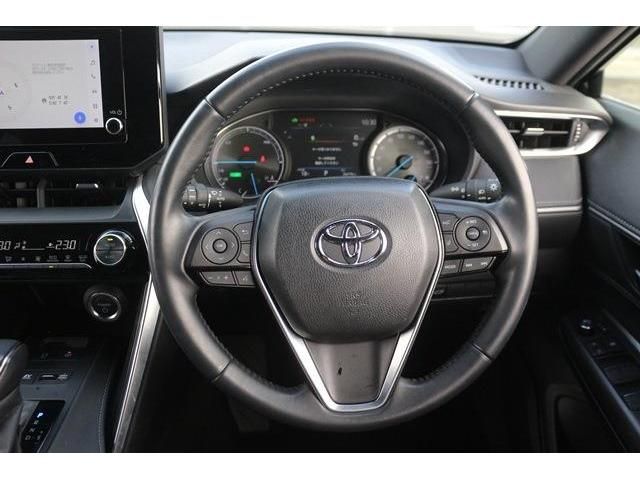 TOYOTA HARRIER HYBRID 2023