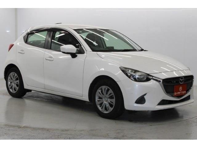 MAZDA DEMIO 2016