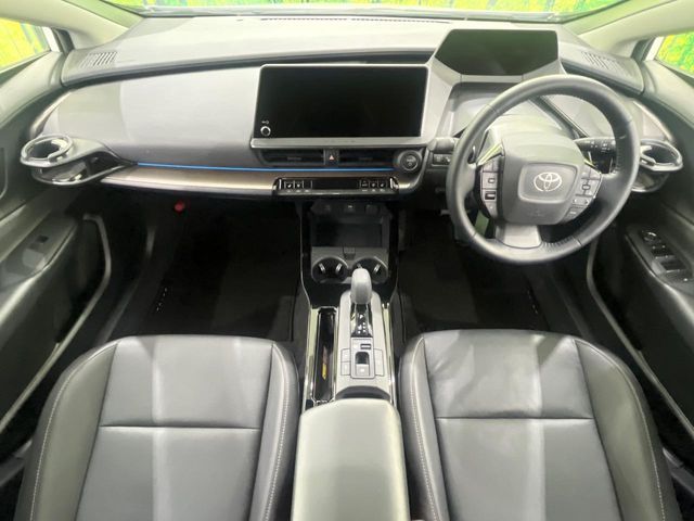 TOYOTA PRIUS 4WD 2024