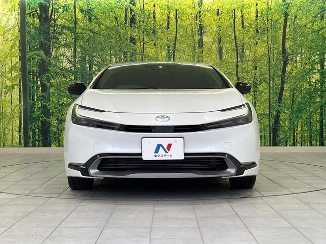 TOYOTA PRIUS 4WD 2024