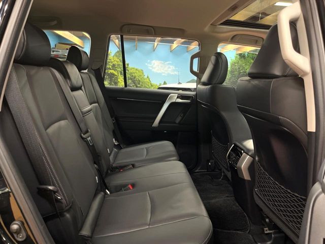 TOYOTA LANDCRUISER PRADO 2022