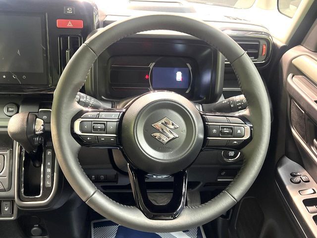 SUZUKI Spacia GEAR 2024