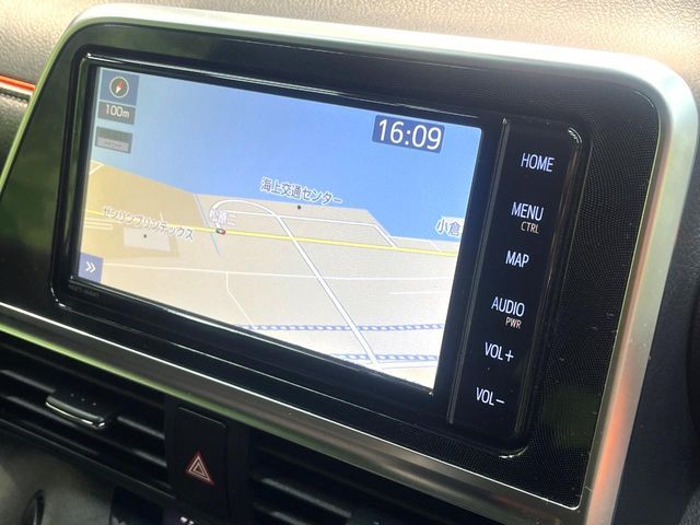 TOYOTA SIENTA HYBRID 2019