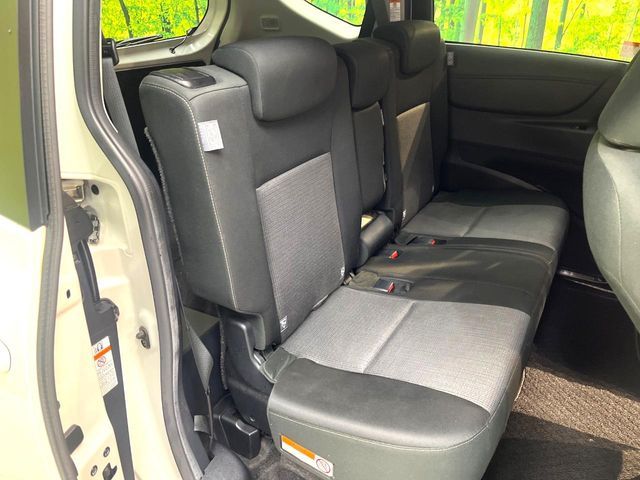 TOYOTA SIENTA HYBRID 2019