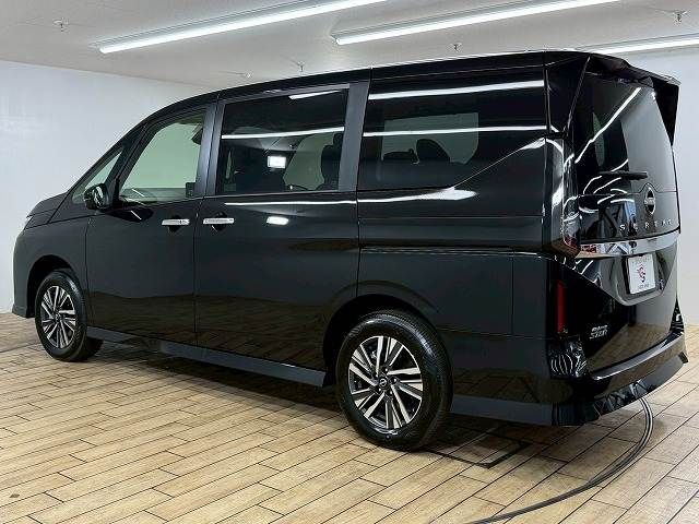 NISSAN SERENA  WG 4WD 2025