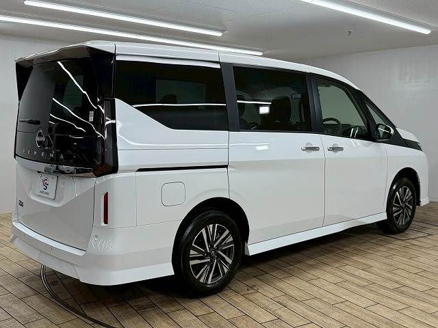 NISSAN SERENA  WG 4WD 2025