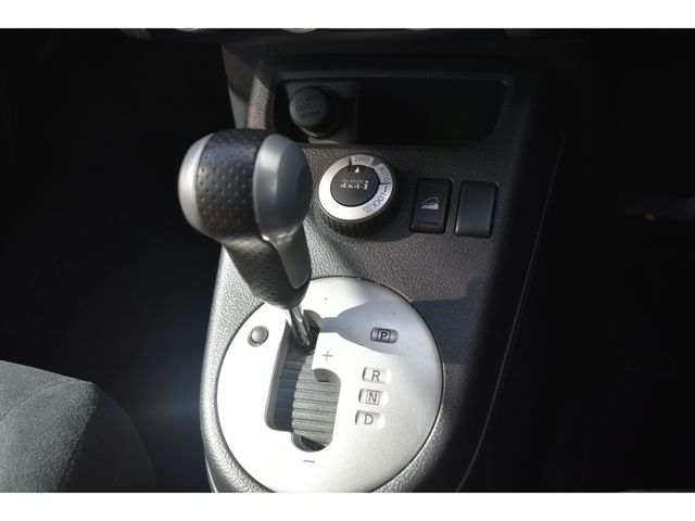 NISSAN X-TRAIL 4WD 2010