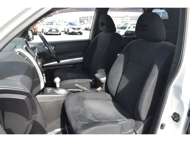 NISSAN X-TRAIL 4WD 2010