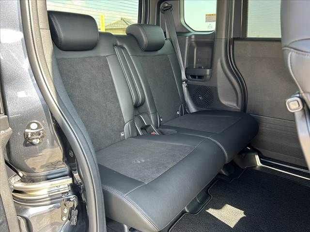 HONDA N BOX CUSTOM 2025