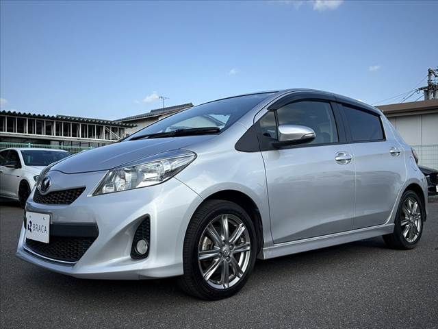 TOYOTA VITZ 2014