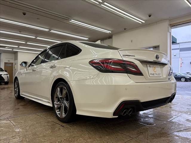 TOYOTA CROWN sedan hybrid 2018