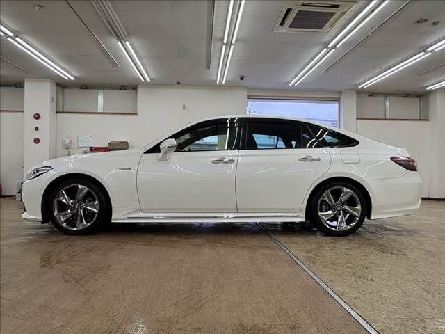 TOYOTA CROWN sedan hybrid 2018