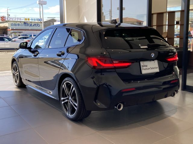 BMW BMW 1series 2024