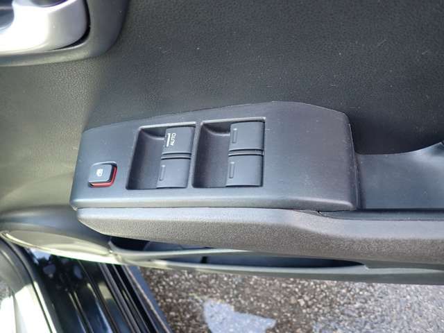 HONDA FIT SHUTTLE HYBRID 2012