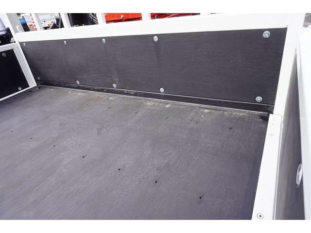 MITSUBISHI CANTER 2024