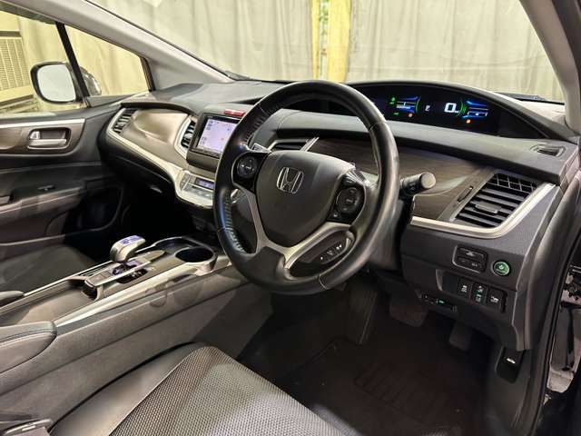 HONDA JADE HYBRID 2016