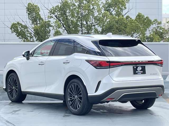 TOYOTA LEXUS RX350h 2023
