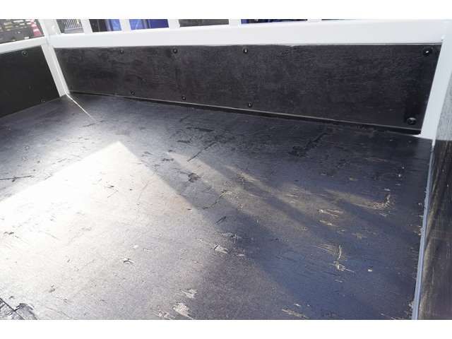 MITSUBISHI CANTER 2020