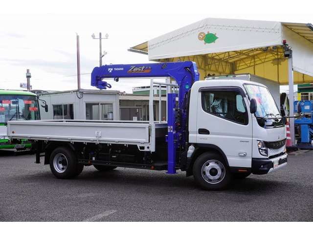 MITSUBISHI CANTER 2024