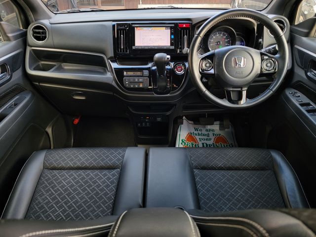 HONDA N-WGN CUSTOM 2017