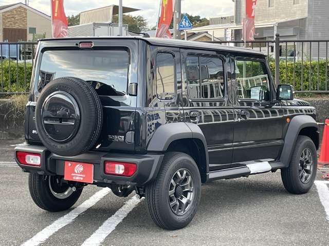 SUZUKI JIMNY NOMADE 2025