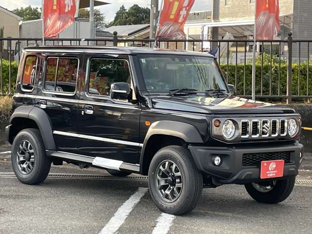 SUZUKI JIMNY NOMADE 2025